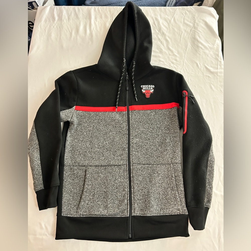 Chicago Bulls NBA Zip Up Sweater Jacket Men’s size small